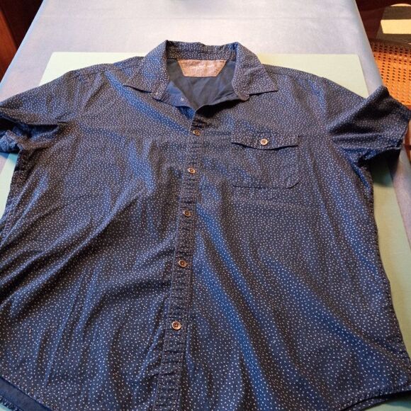 Calvin Klein Jeans Men's Large Cotton Button down Short Sleeve Blue/White Shirt - Picture 1 of 5